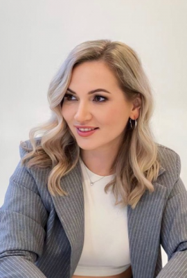 Анна Разумова